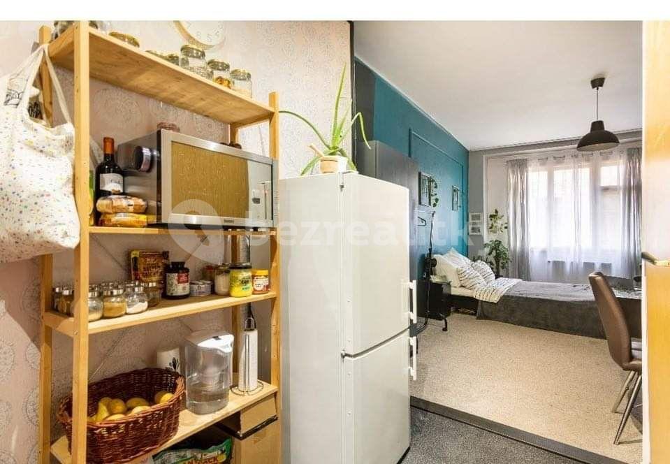 Studio flat to rent, 30 m², Rybná, Prague, Prague