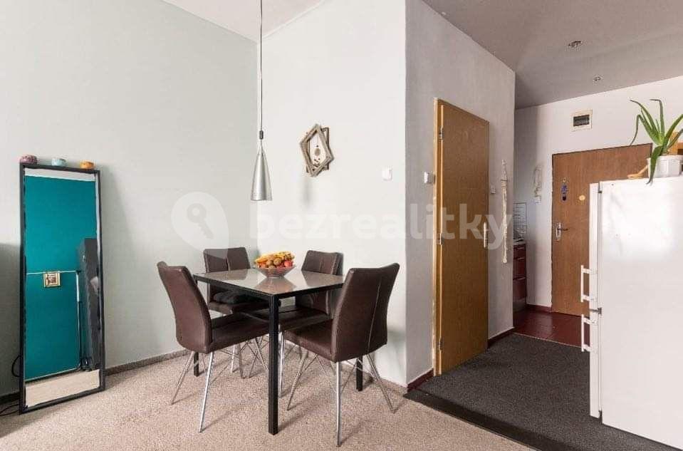 Studio flat to rent, 30 m², Rybná, Prague, Prague