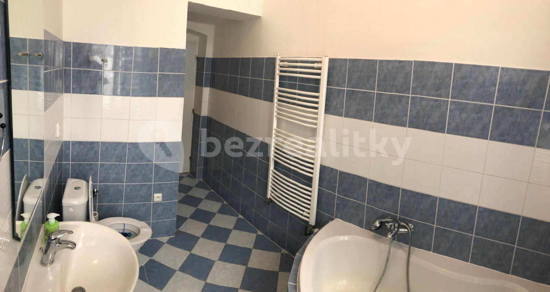 2 bedroom flat to rent, 50 m², Nad Koulkou, Prague, Prague