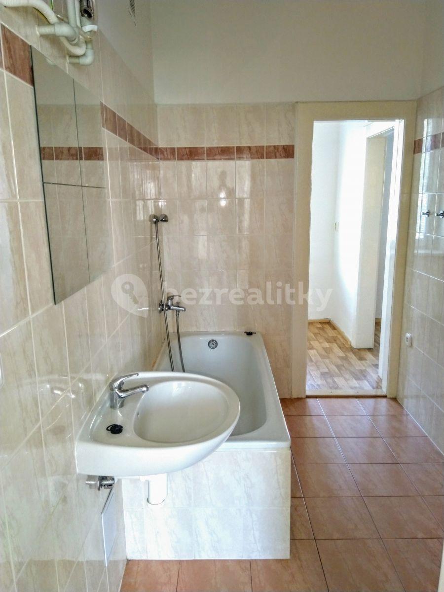 2 bedroom flat to rent, 83 m², nábřeží Doktora Edvarda Beneše, Přerov, Olomoucký Region