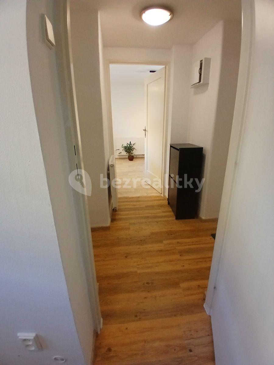 2 bedroom with open-plan kitchen flat to rent, 70 m², Čihákova, Poděbrady, Středočeský Region