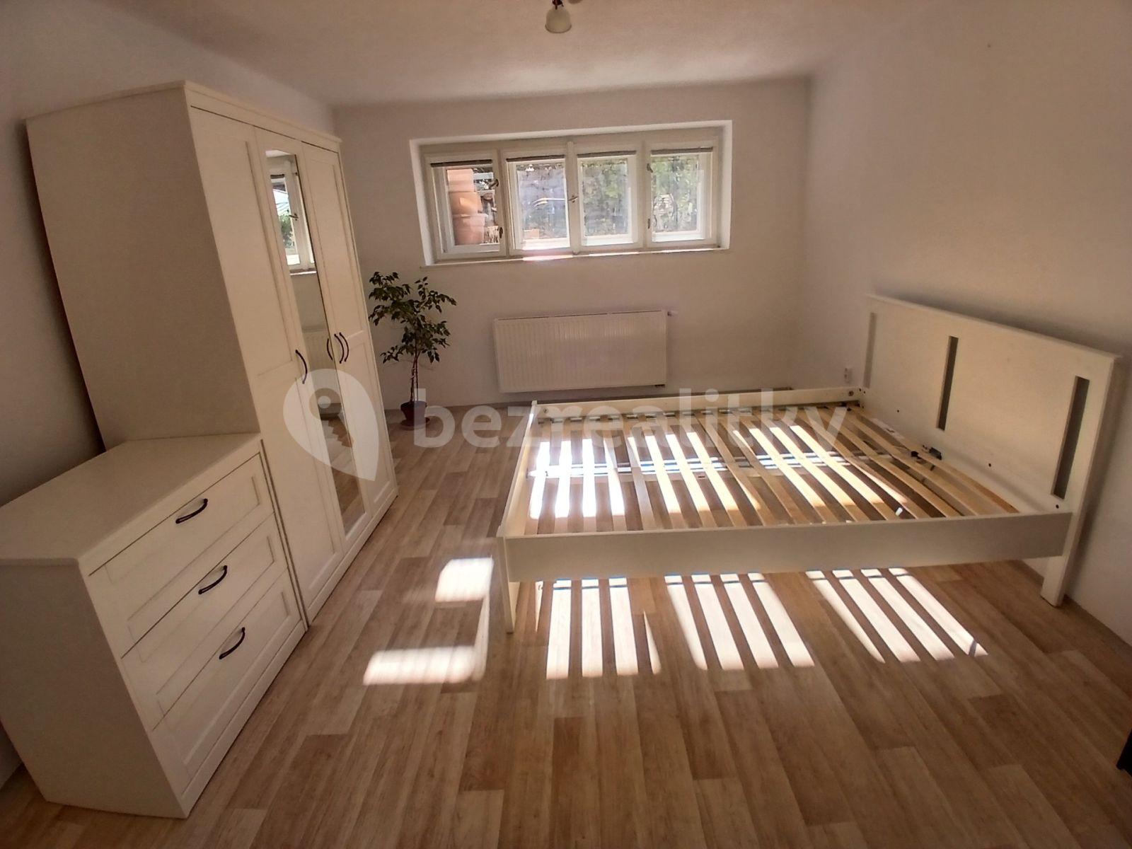 2 bedroom with open-plan kitchen flat to rent, 70 m², Čihákova, Poděbrady, Středočeský Region