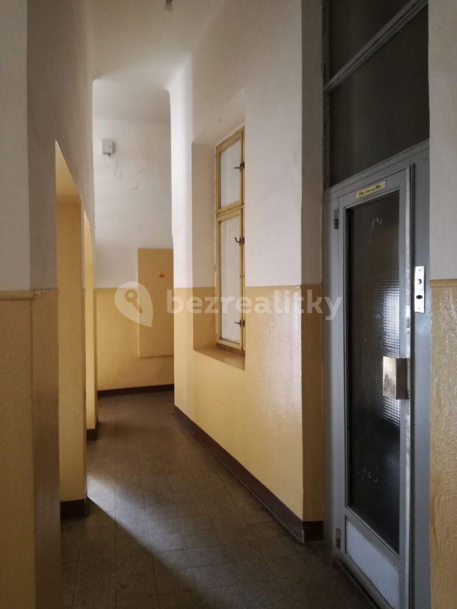 3 bedroom flat to rent, 83 m², Karlovo náměstí, Prague, Prague