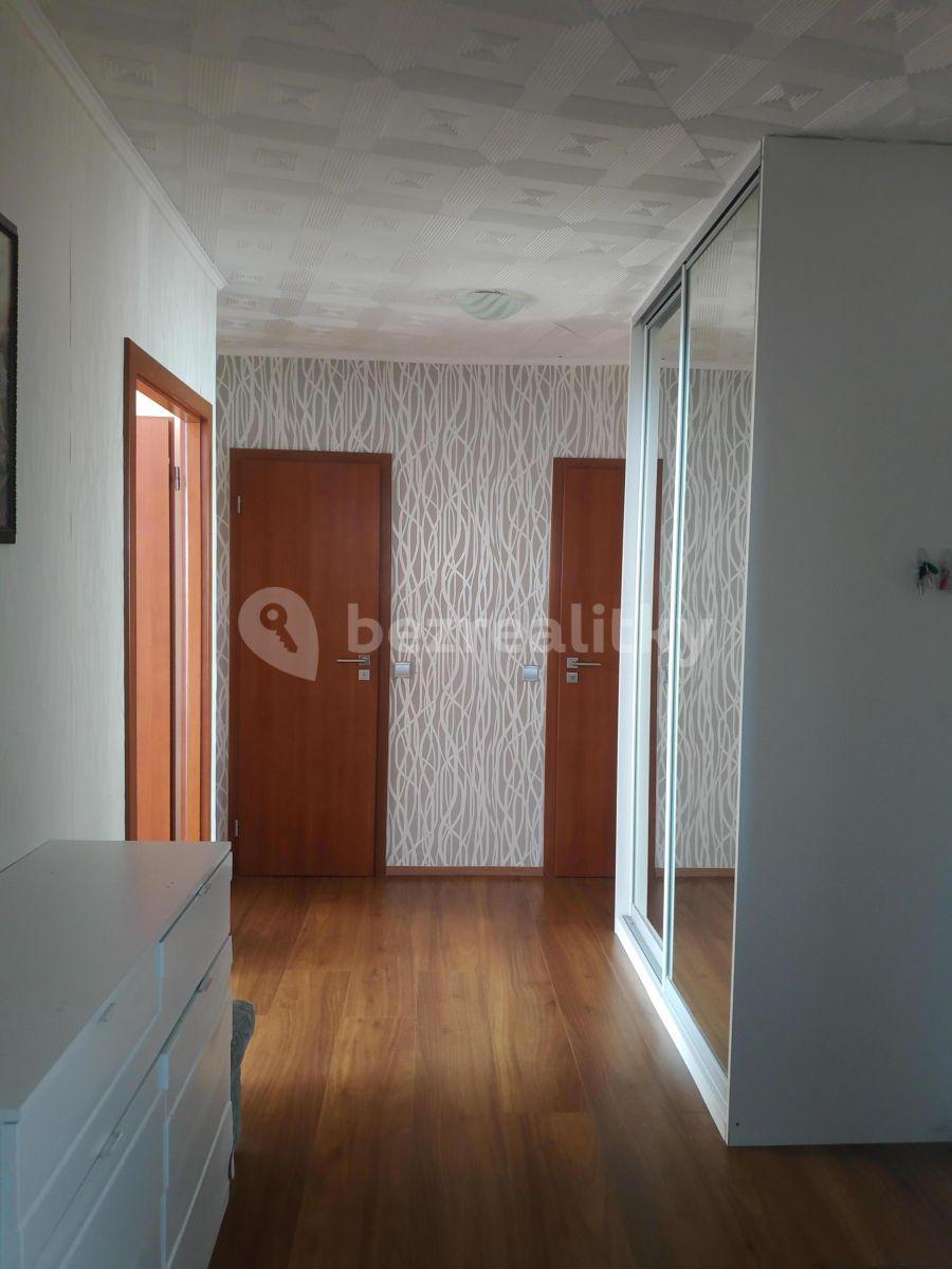 4 bedroom flat to rent, 84 m², Leoše Janáčka, Kladno, Středočeský Region