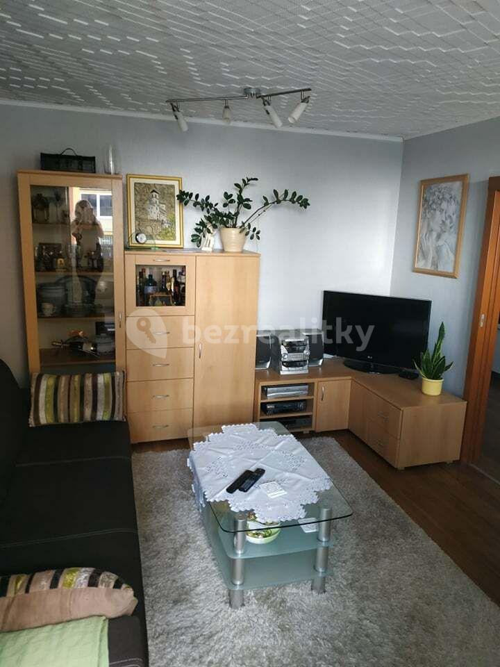 4 bedroom flat to rent, 84 m², Leoše Janáčka, Kladno, Středočeský Region