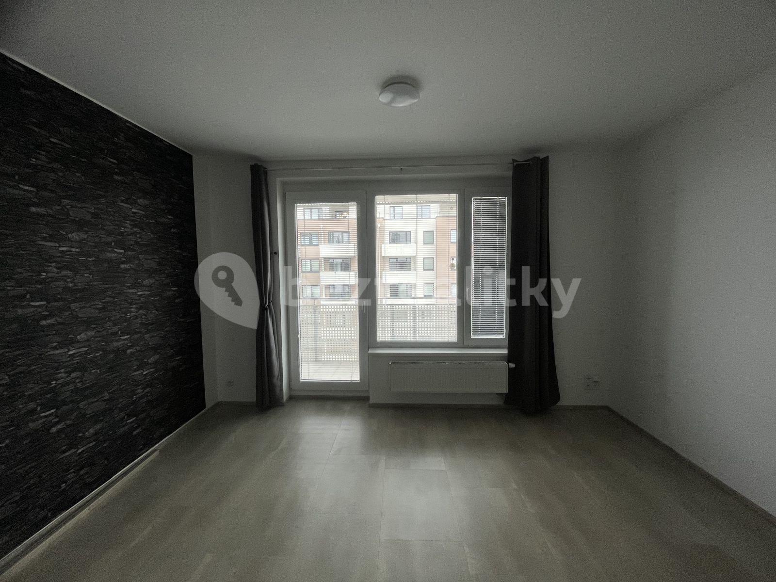 Studio flat to rent, 28 m², Honzíkova, Prague, Prague