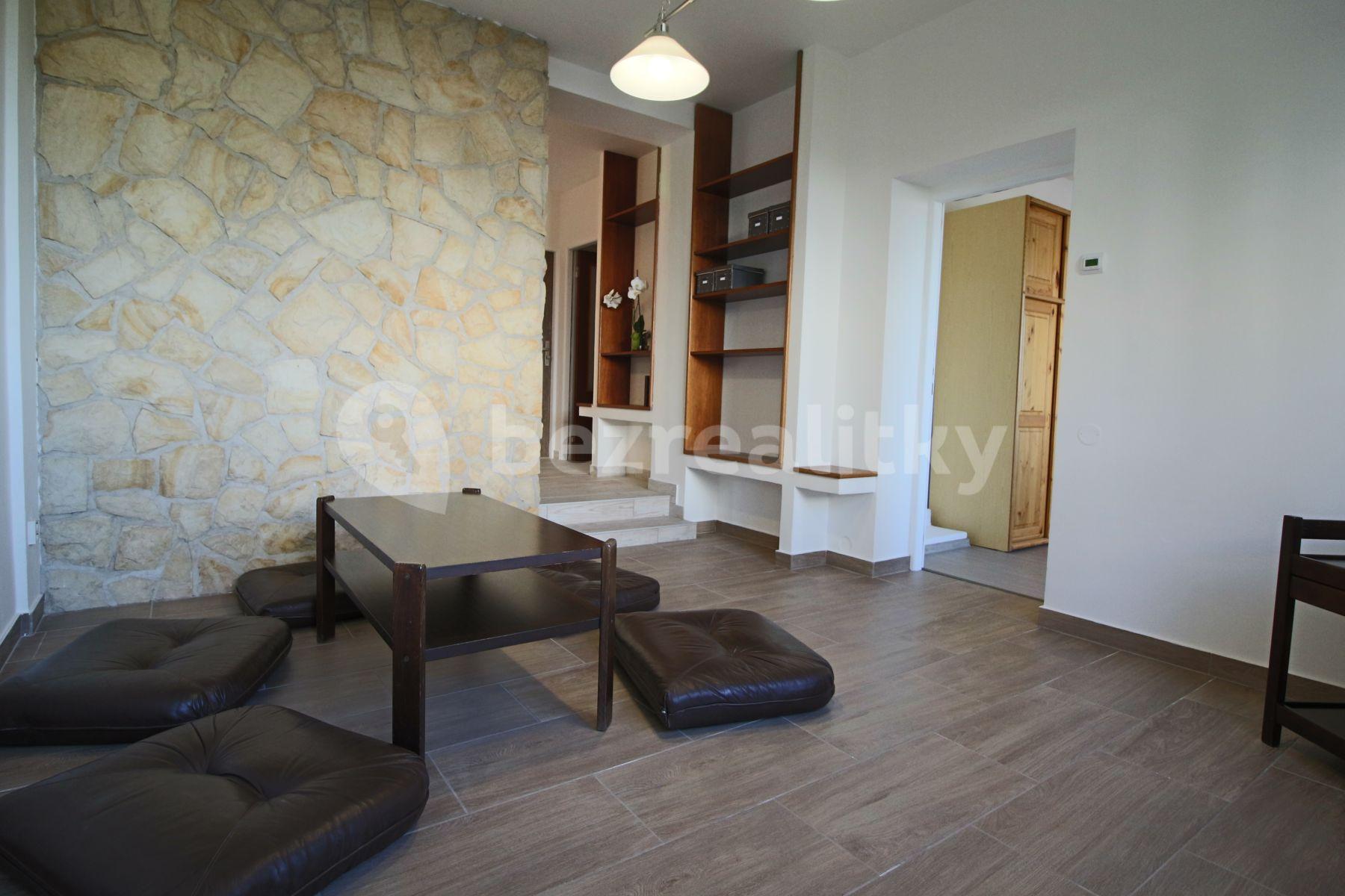 3 bedroom with open-plan kitchen flat to rent, 75 m², Nad Kuliškou, Prague, Prague