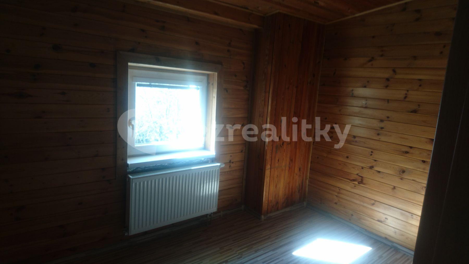 2 bedroom with open-plan kitchen flat to rent, 60 m², Bulharská, Pardubice, Pardubický Region