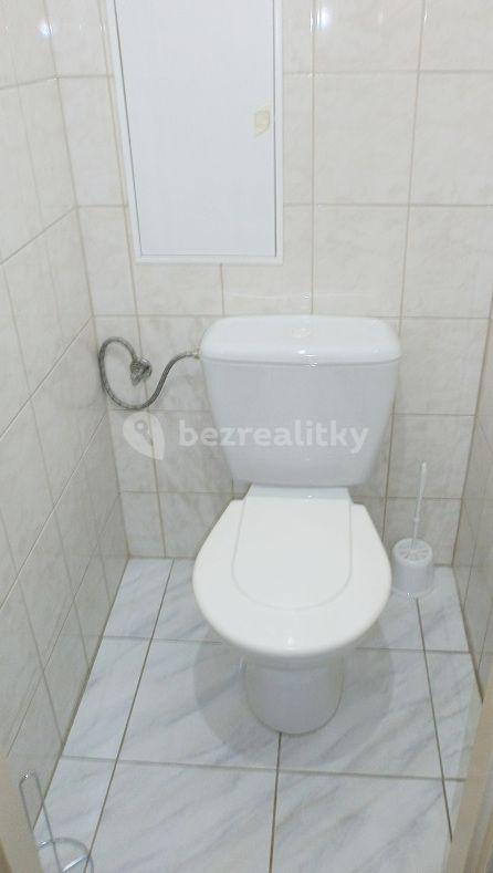 Studio flat to rent, 29 m², Tesaříkova, Prague, Prague