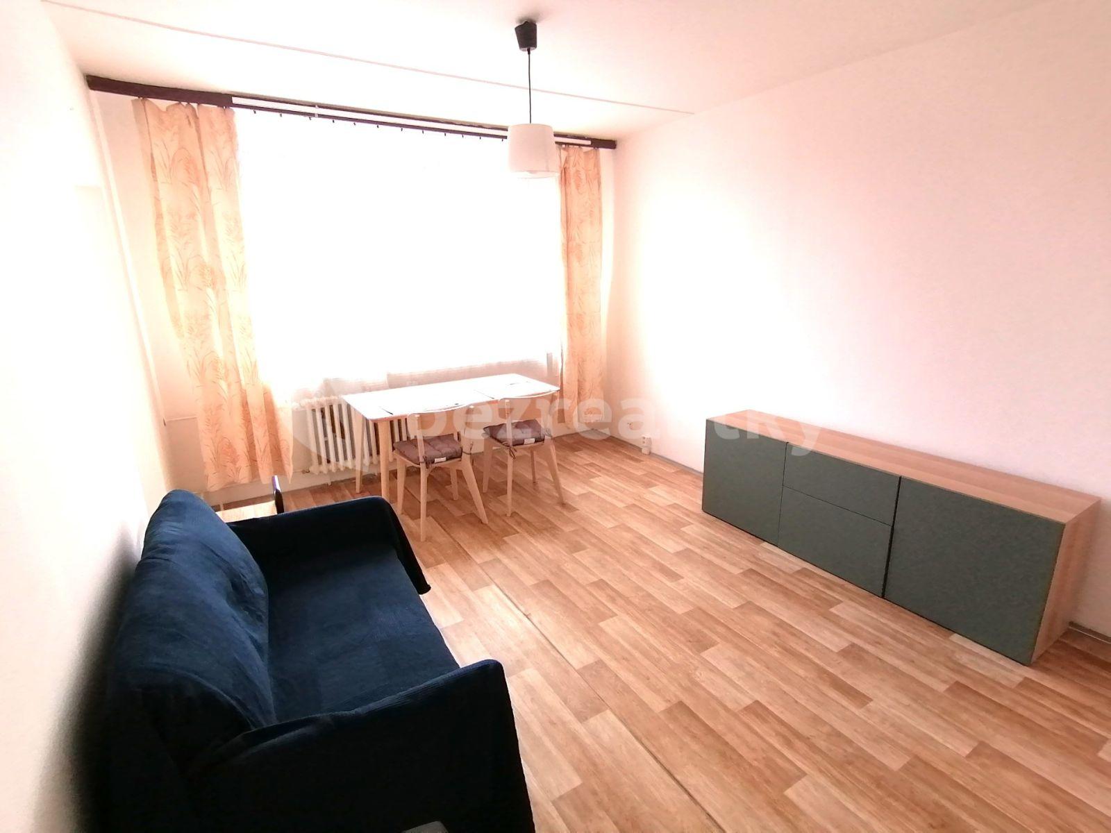 Studio flat to rent, 29 m², Tesaříkova, Prague, Prague