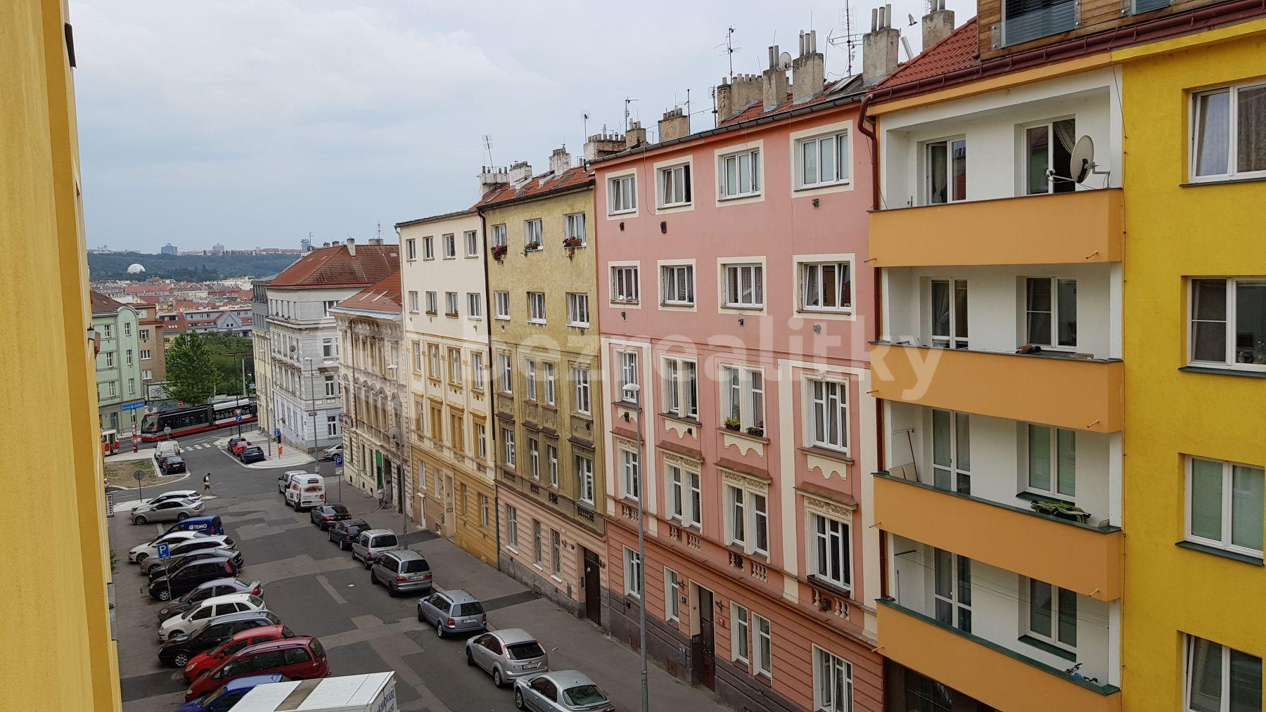 Studio flat to rent, 30 m², Braunerova, Prague, Prague