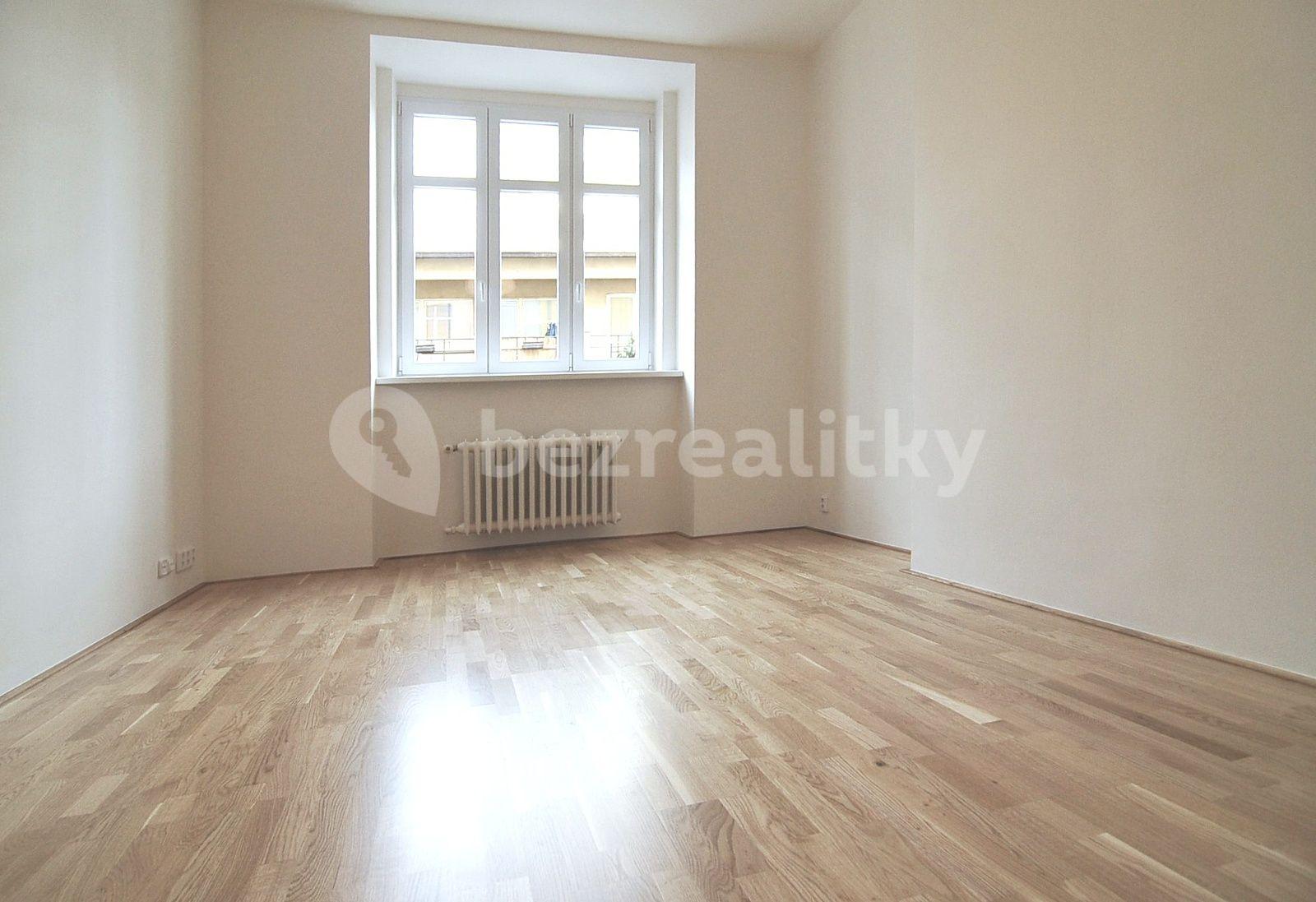 Studio flat to rent, 24 m², Přístavní, Prague, Prague