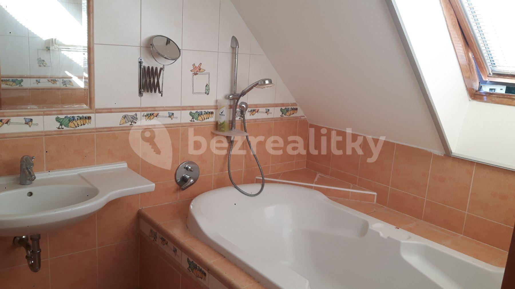 4 bedroom flat to rent, 110 m², Šebelova, Bílovice nad Svitavou, Jihomoravský Region