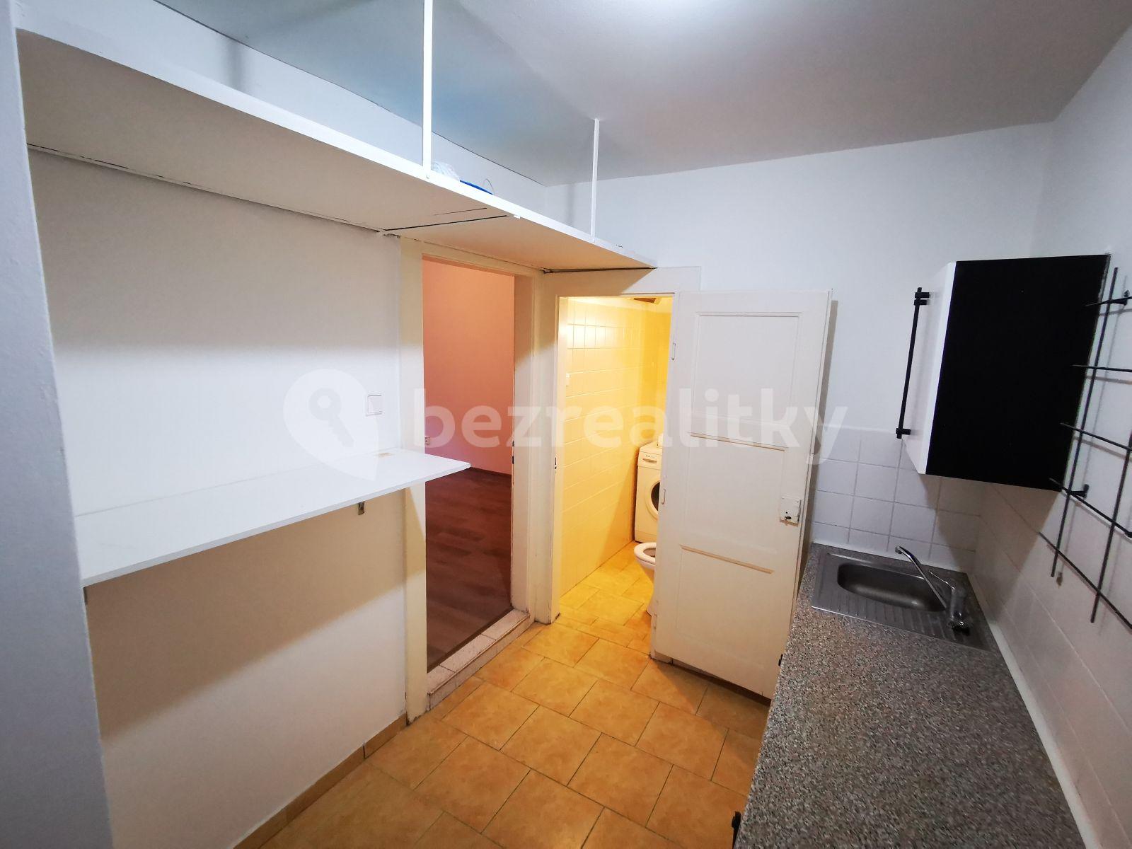 2 bedroom flat to rent, 45 m², V Háji, Prague, Prague