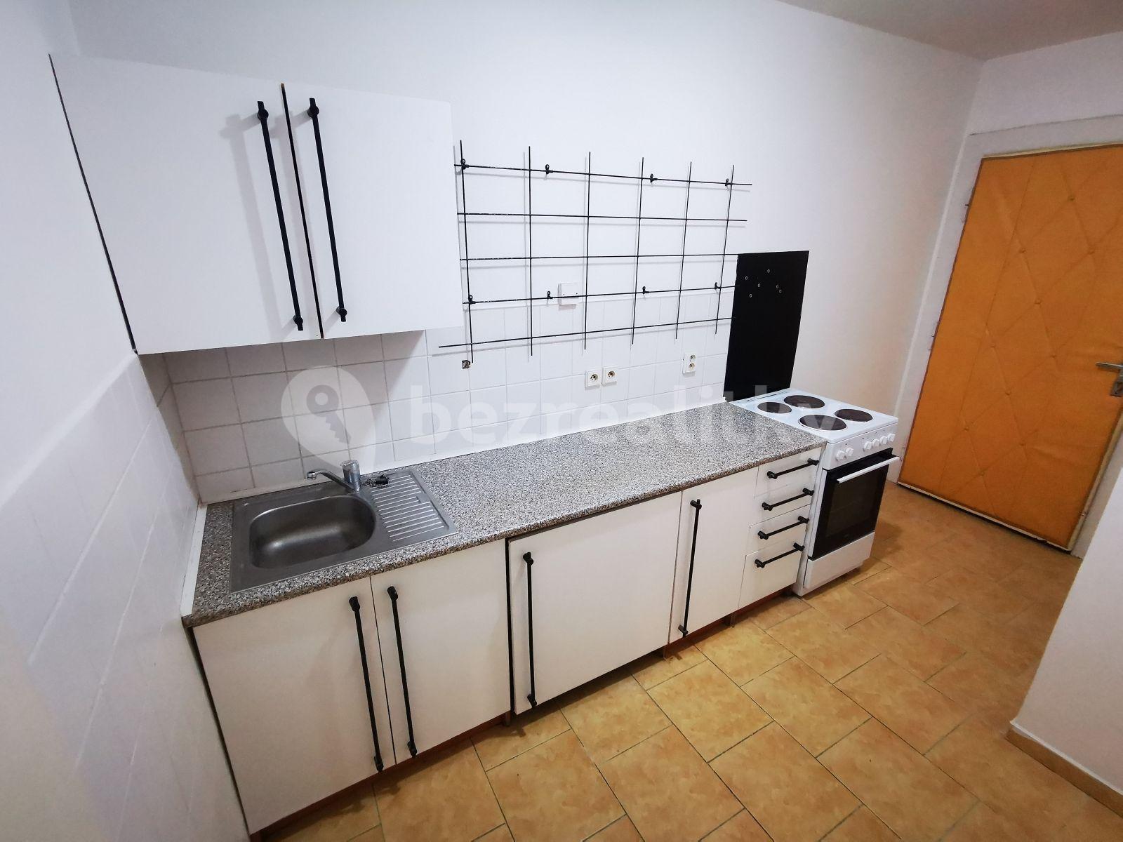 2 bedroom flat to rent, 45 m², V Háji, Prague, Prague