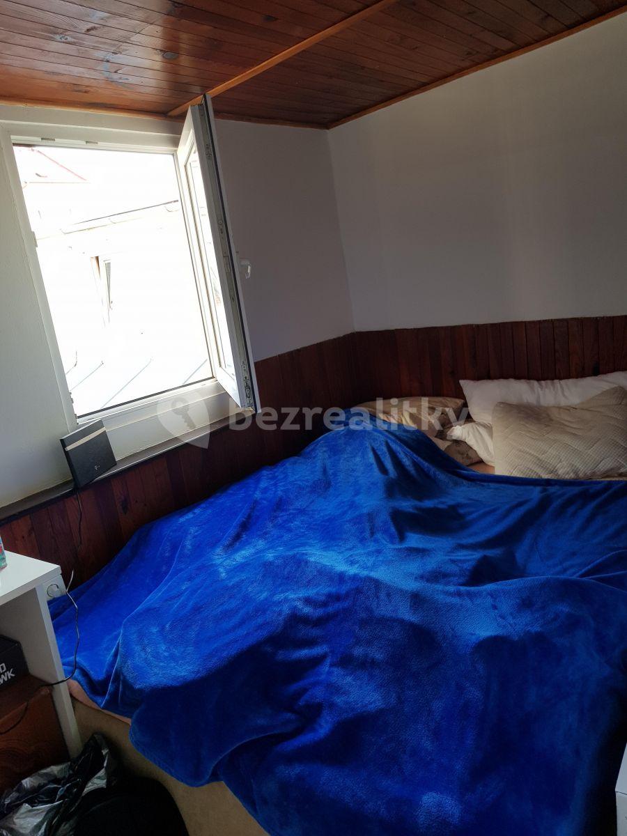 3 bedroom flat to rent, 64 m², Na Hrázi, Prague, Prague