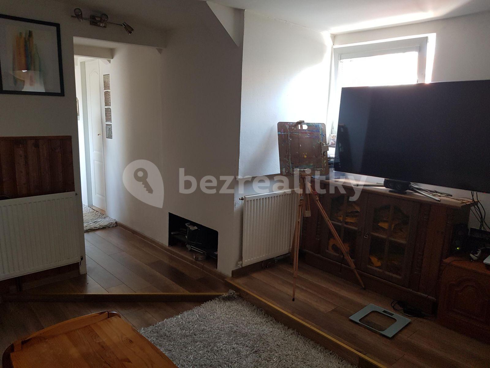 3 bedroom flat to rent, 64 m², Na Hrázi, Prague, Prague