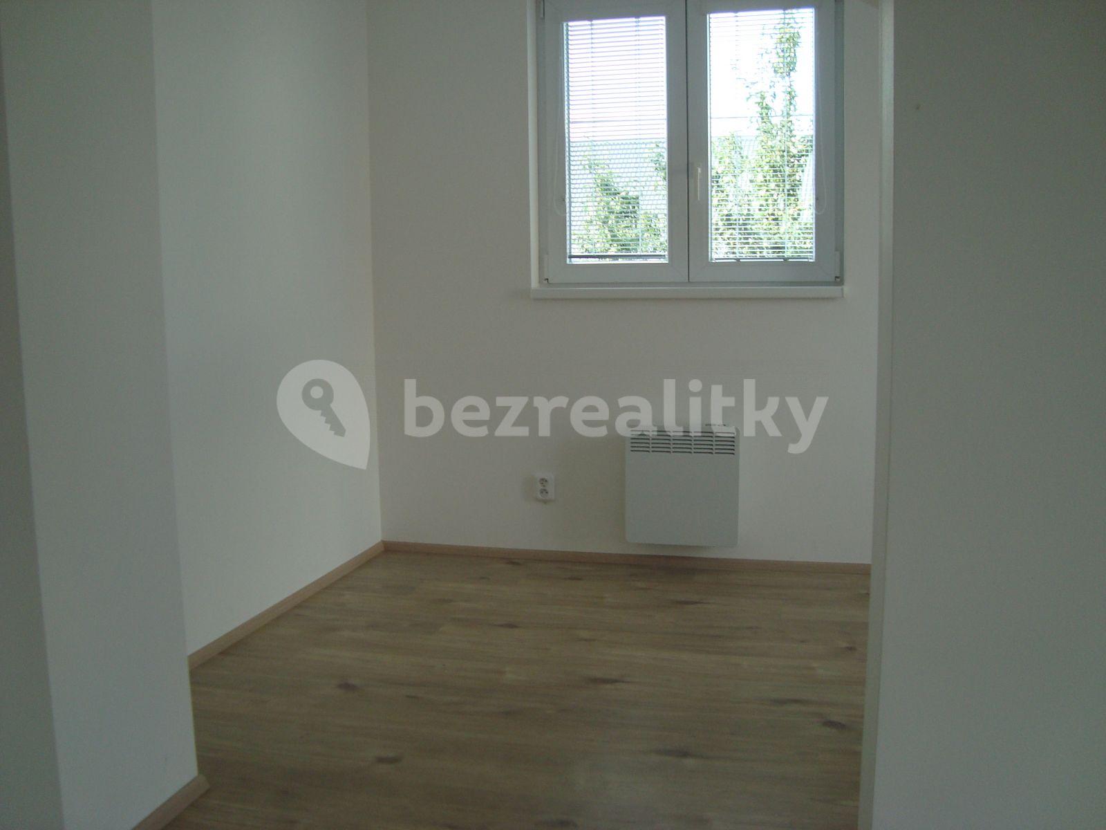 1 bedroom with open-plan kitchen flat to rent, 41 m², Perunova, Brno, Jihomoravský Region