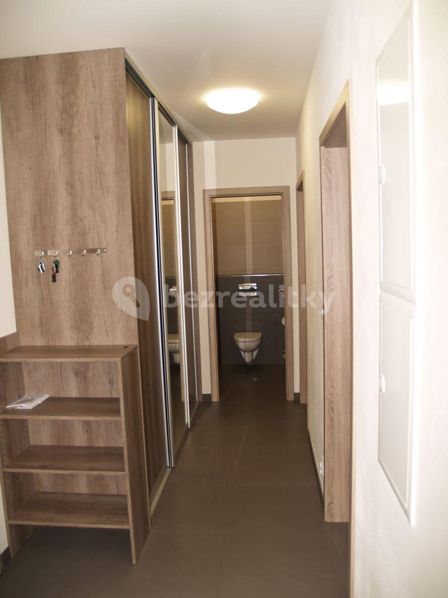 2 bedroom with open-plan kitchen flat to rent, 82 m², Toufarova, Prague, Prague