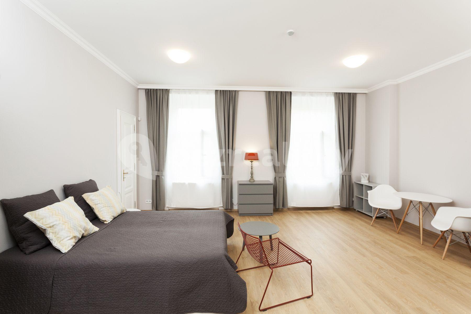 Studio flat to rent, 40 m², Březinova, Prague, Prague