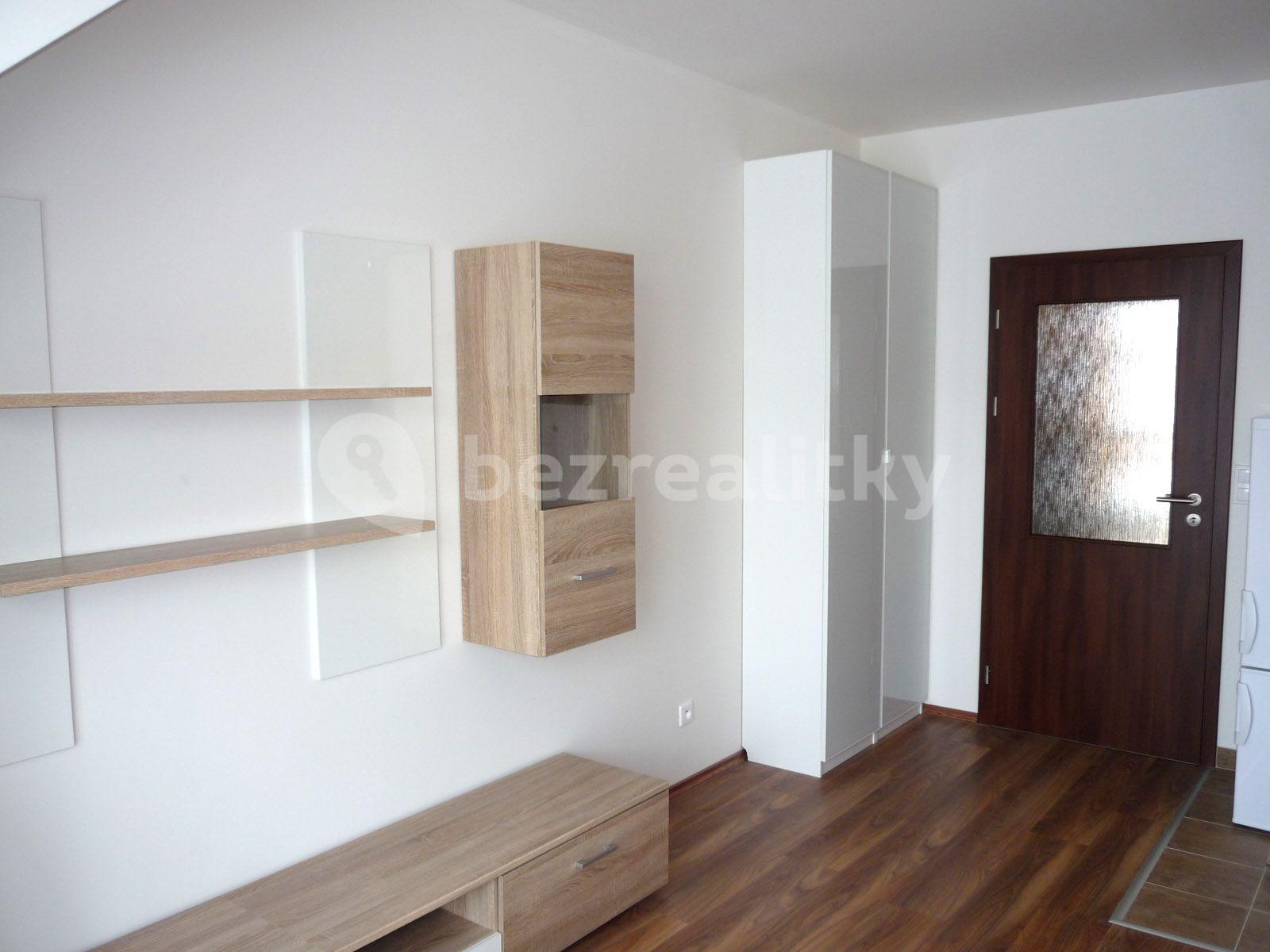 Studio flat to rent, 37 m², Švihovská, Prague, Prague