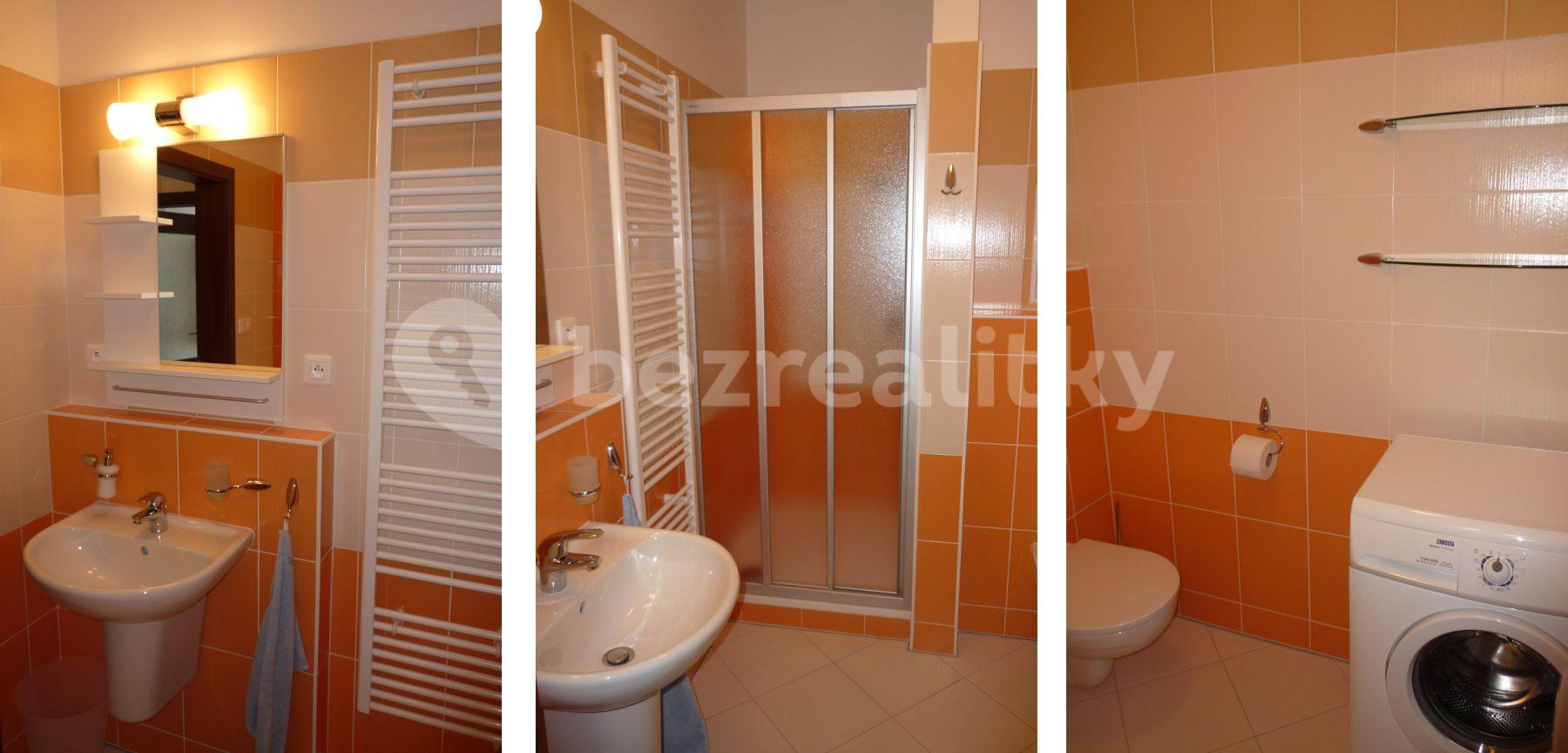 Studio flat to rent, 37 m², Švihovská, Prague, Prague