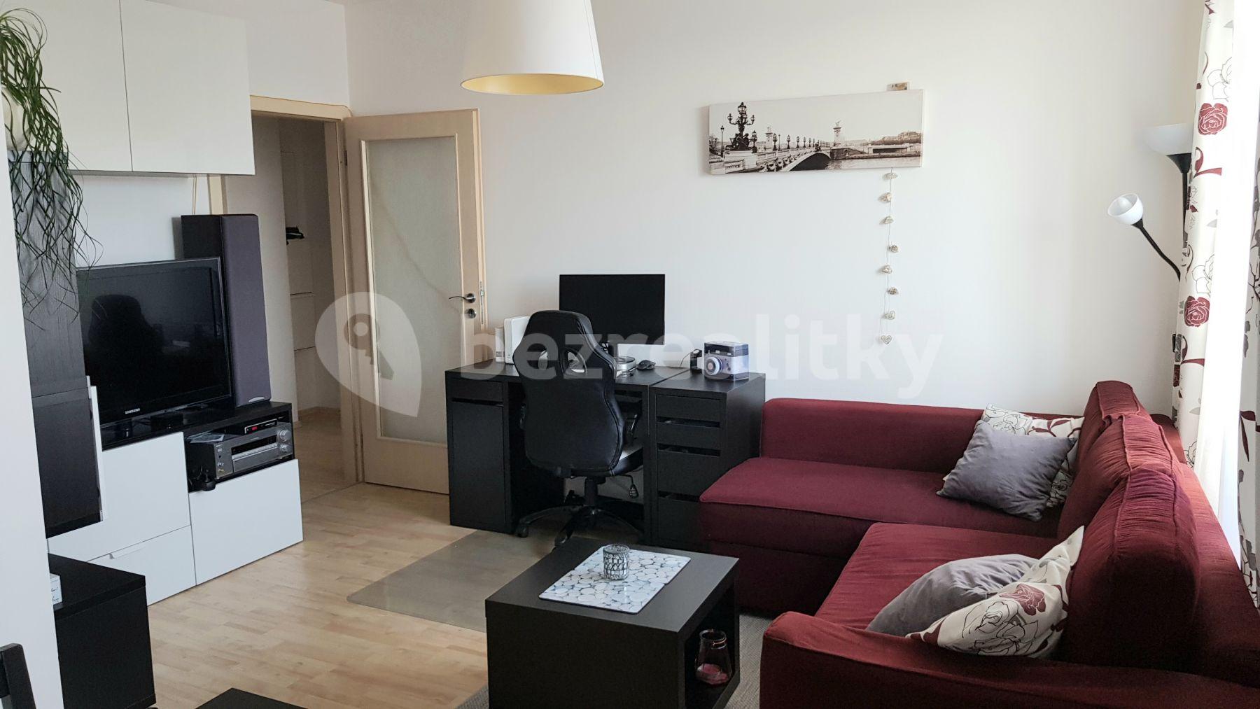 1 bedroom with open-plan kitchen flat to rent, 60 m², U Hostavického potoka, Prague, Prague