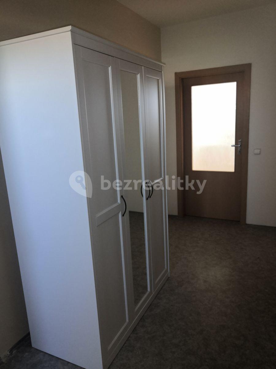 Studio flat to rent, 38 m², Pálavské náměstí, Brno, Jihomoravský Region