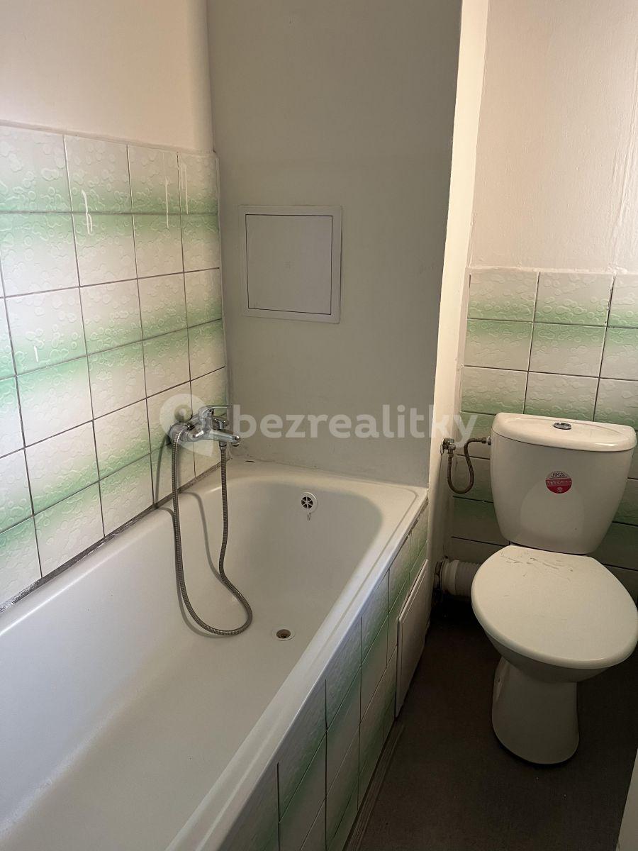 2 bedroom flat to rent, 67 m², U Stadiónu, Ústí nad Labem, Ústecký Region