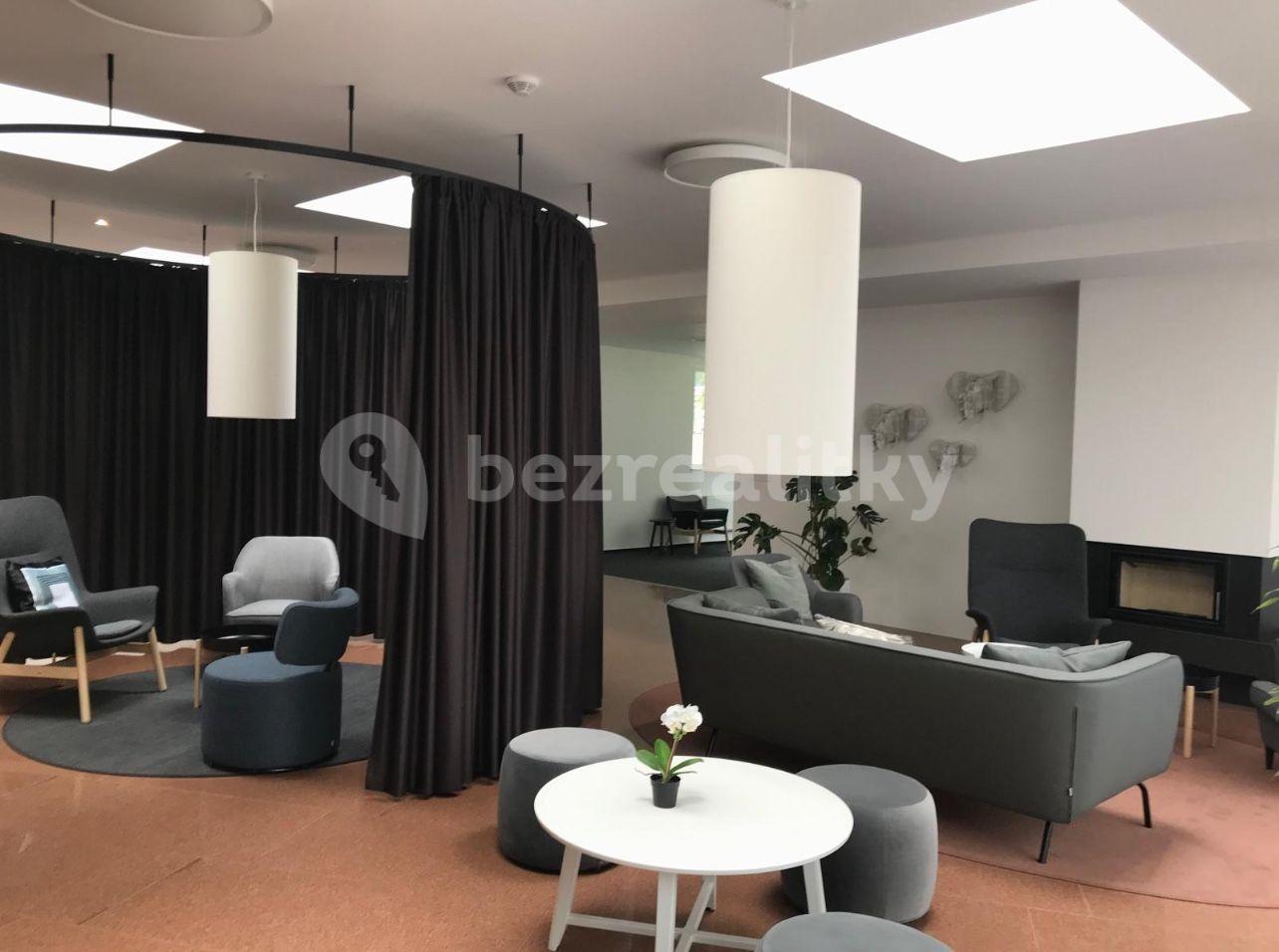 Studio flat for sale, 17 m², Peroutkova, Prague, Prague