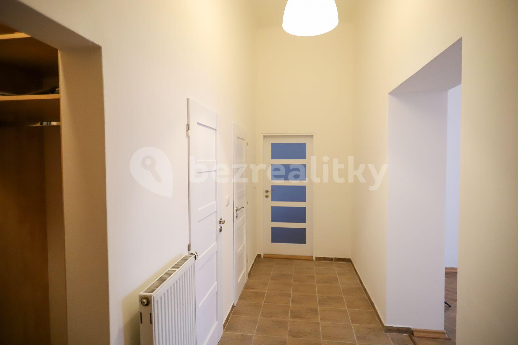 3 bedroom flat to rent, 106 m², Sokolovská, Prague, Prague