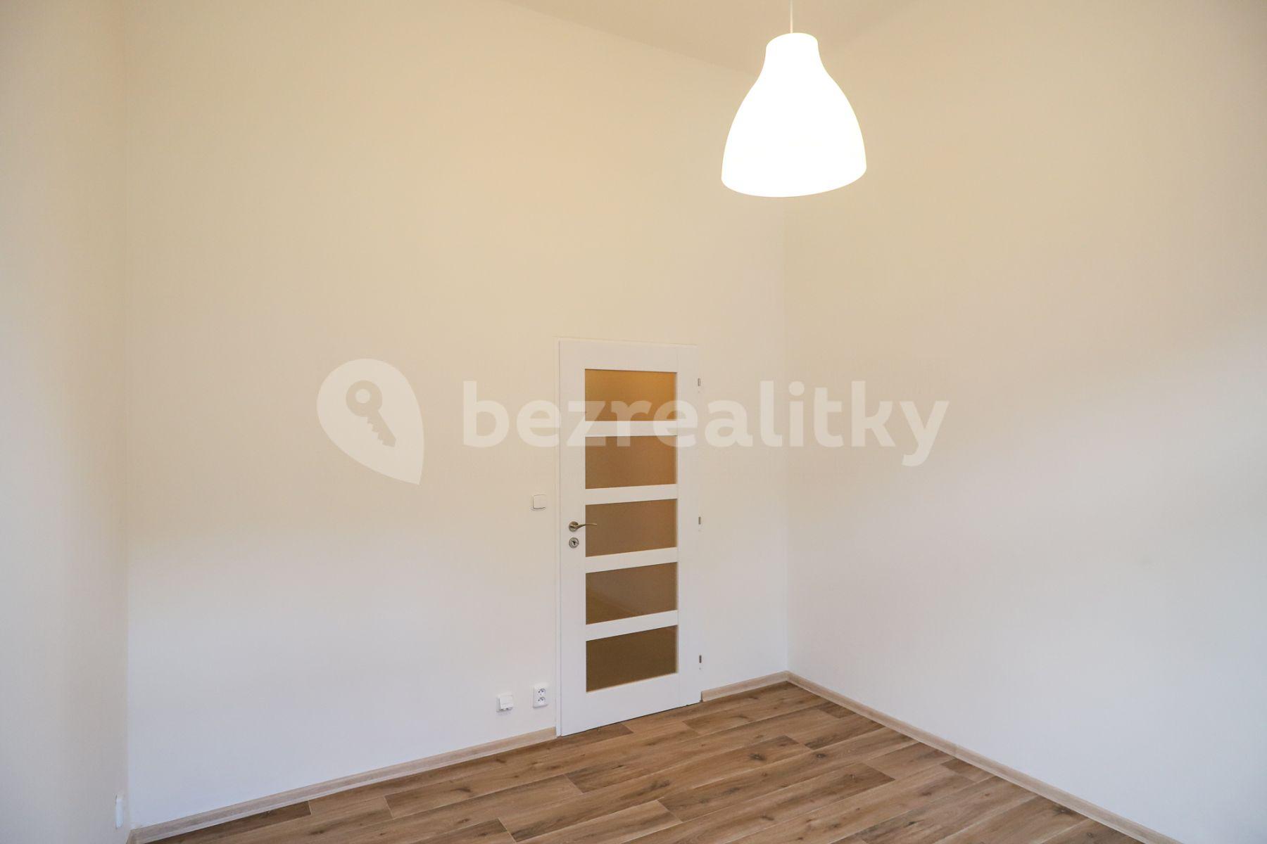 3 bedroom flat to rent, 106 m², Sokolovská, Prague, Prague