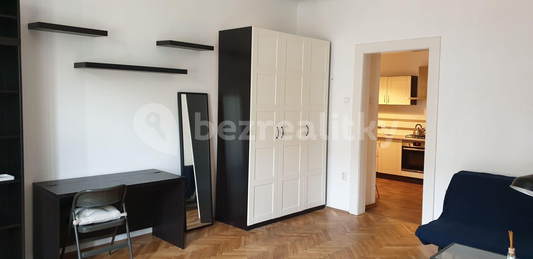 2 bedroom flat to rent, 72 m², Jičínská, Prague, Prague