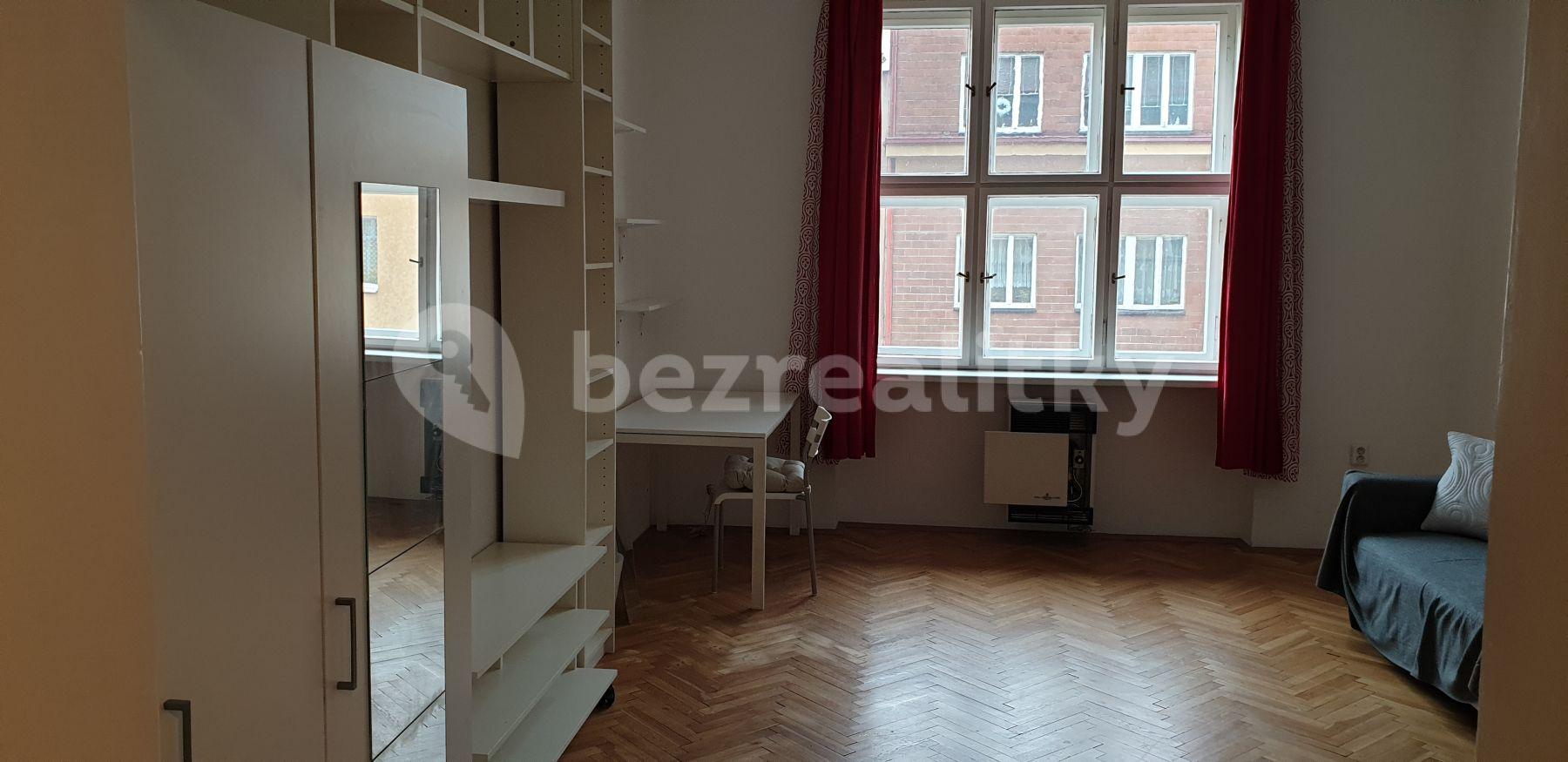 2 bedroom flat to rent, 72 m², Jičínská, Prague, Prague