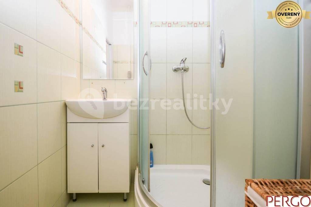 2 bedroom flat to rent, 46 m², Súmračná, Ružinov, Bratislavský Region