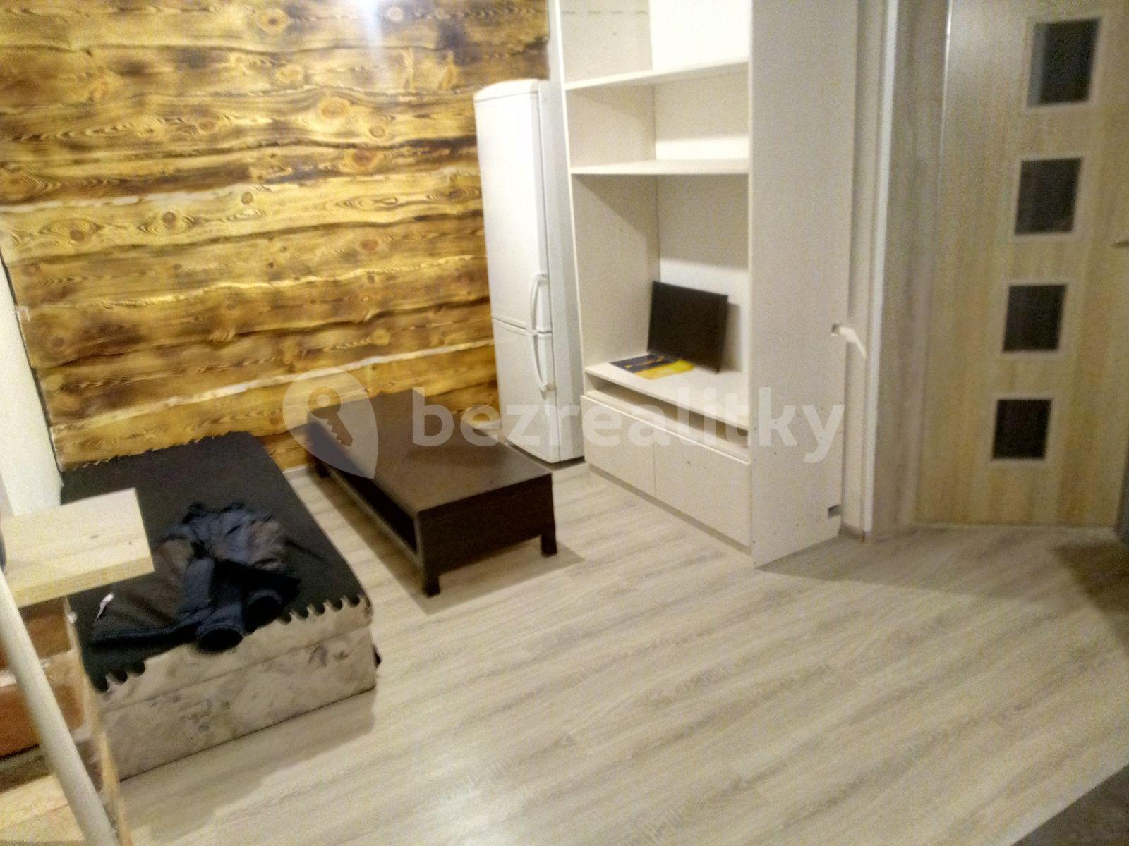 house to rent, 60 m², Jestřabí Lhota, Jestřabí Lhota, Středočeský Region