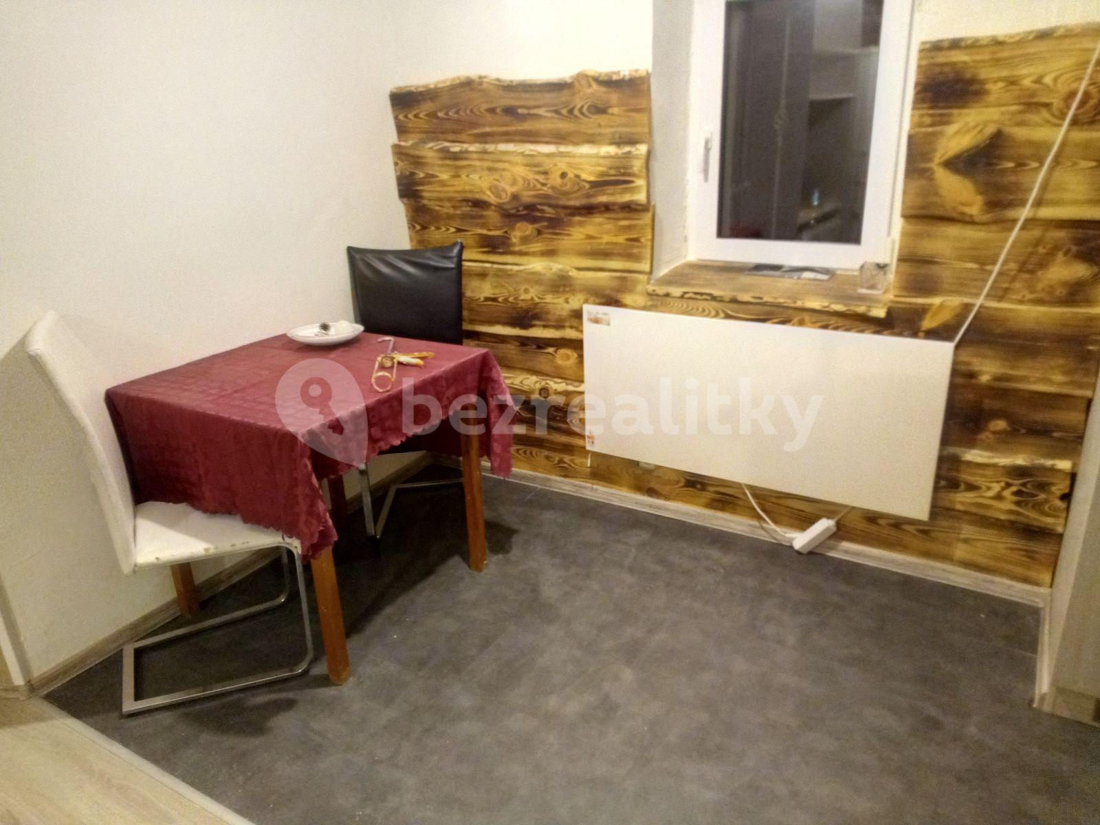 house to rent, 60 m², Jestřabí Lhota, Jestřabí Lhota, Středočeský Region