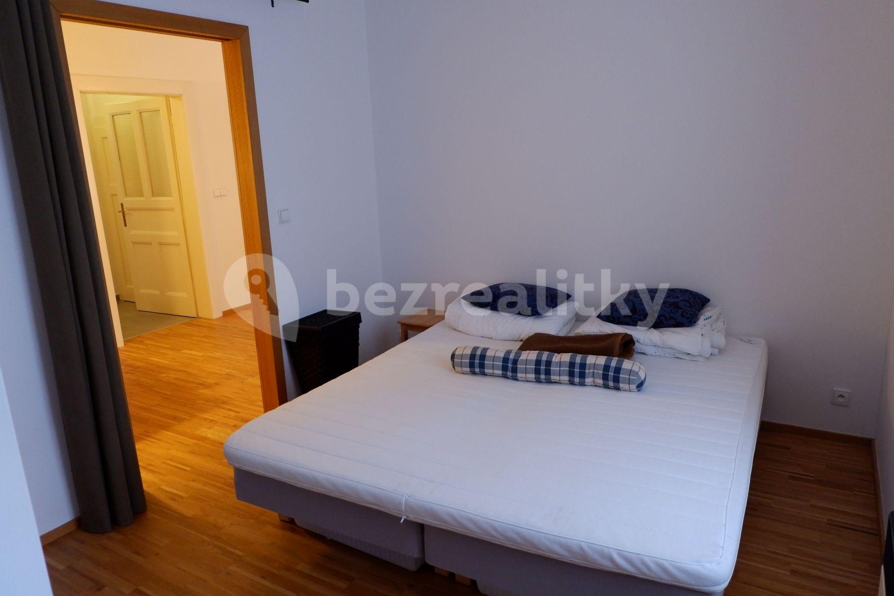 1 bedroom with open-plan kitchen flat to rent, 44 m², Na Dolinách, Prague, Prague