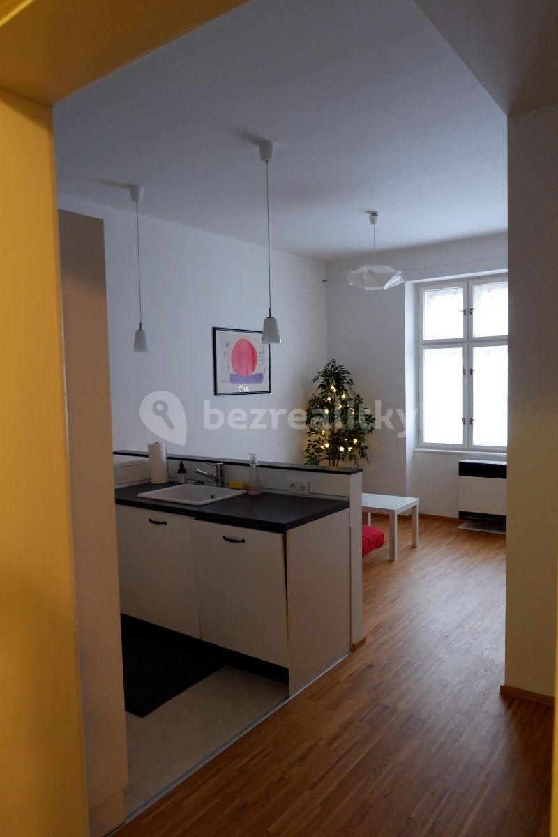 1 bedroom with open-plan kitchen flat to rent, 44 m², Na Dolinách, Prague, Prague