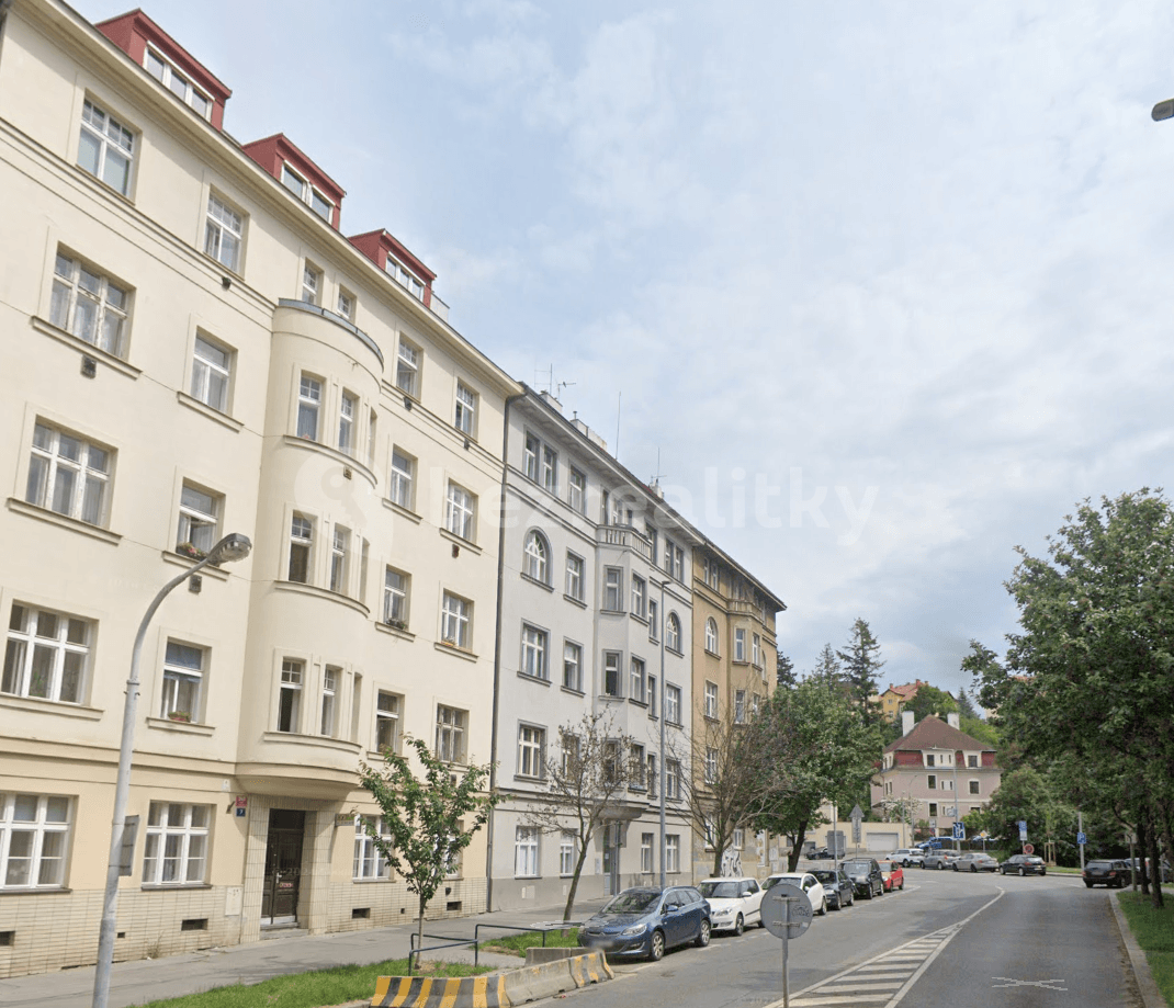 1 bedroom with open-plan kitchen flat to rent, 44 m², Na Dolinách, Prague, Prague