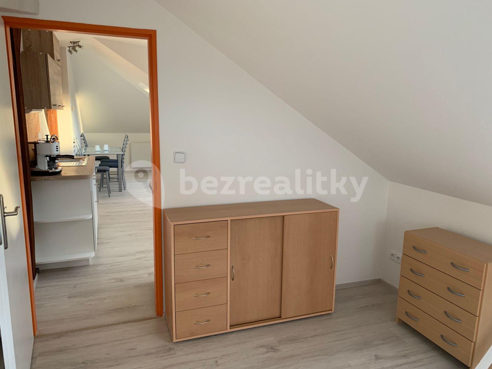 2 bedroom with open-plan kitchen flat to rent, 60 m², Jeremiášova, Prague, Prague