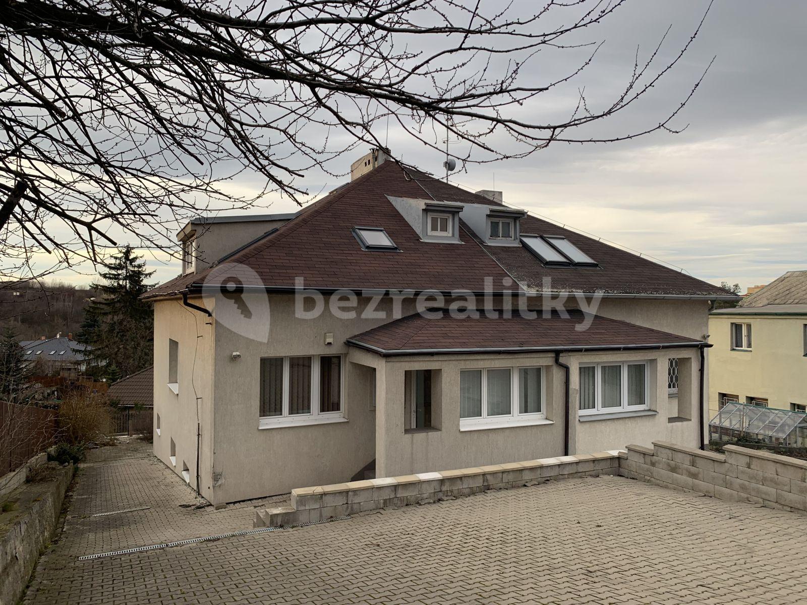 2 bedroom with open-plan kitchen flat to rent, 60 m², Jeremiášova, Prague, Prague