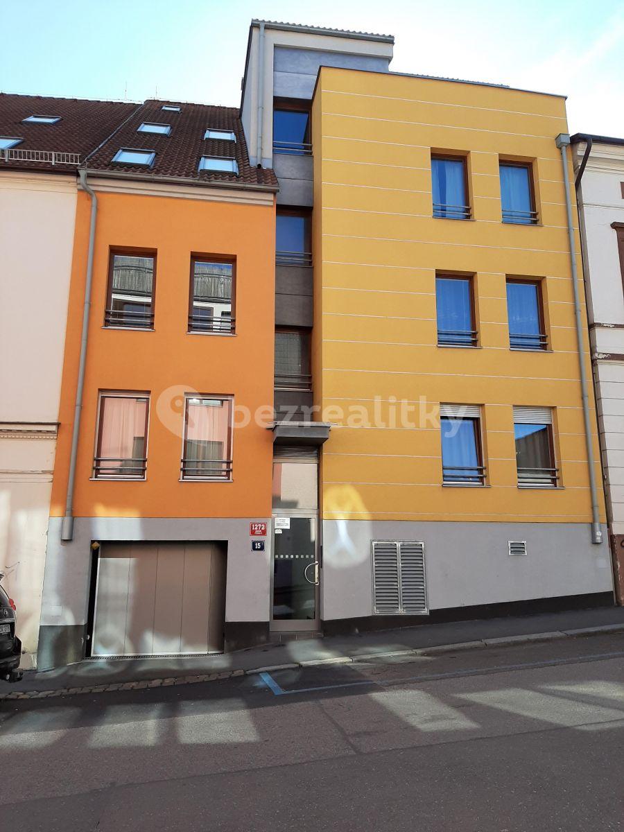 1 bedroom with open-plan kitchen flat to rent, 56 m², Musílkova, Prague, Prague