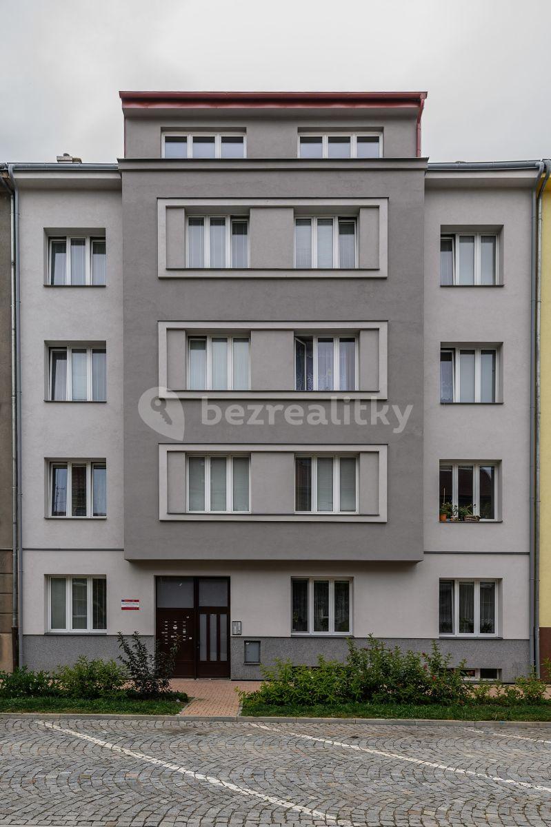 Studio flat to rent, 38 m², Macanova, Pardubice, Pardubický Region