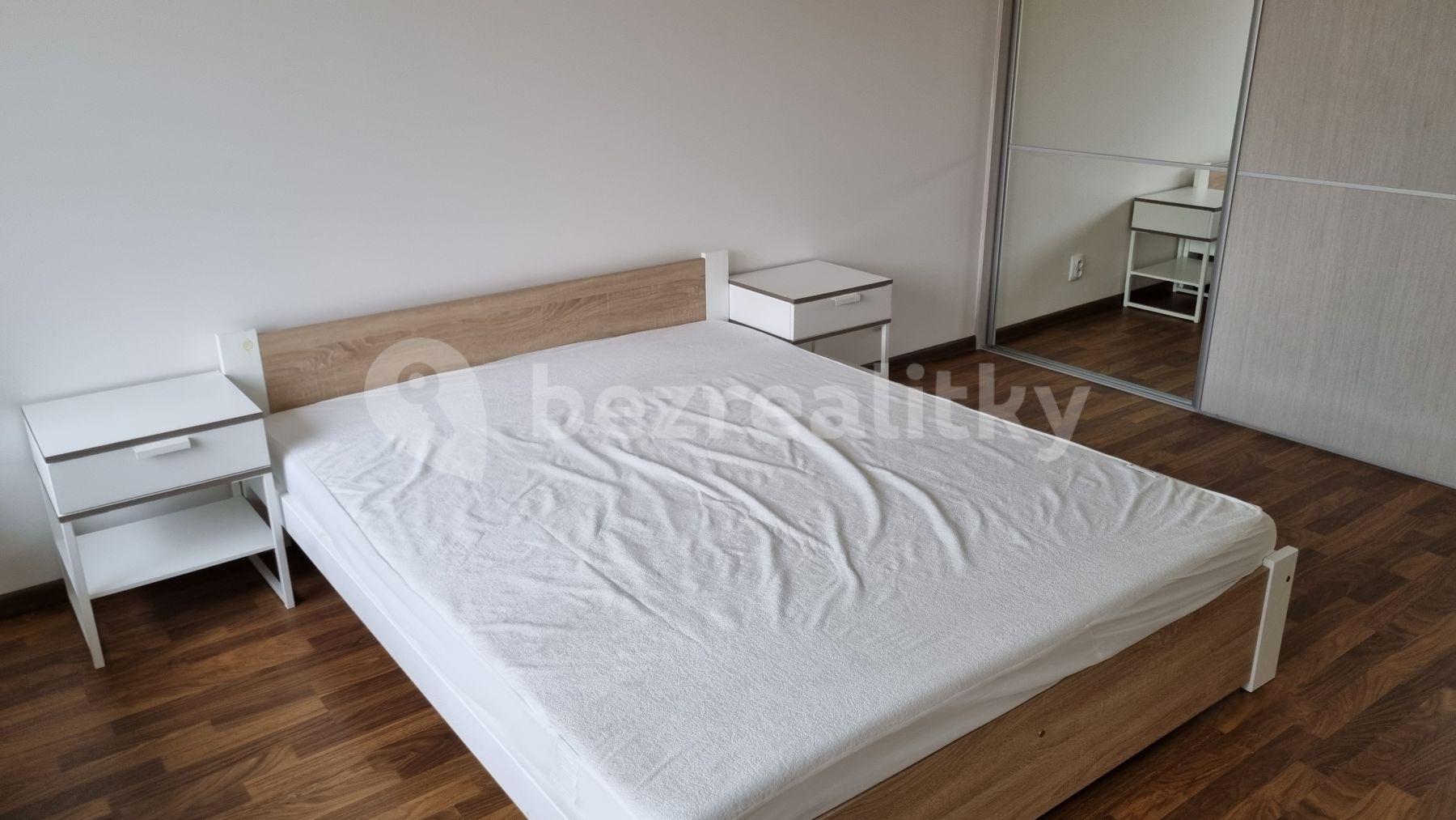 1 bedroom with open-plan kitchen flat to rent, 54 m², Kurta Konráda, Prague, Prague