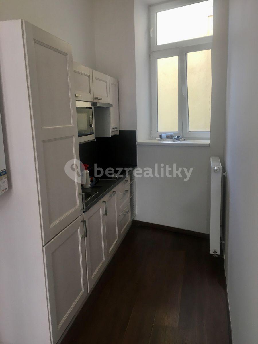 Studio flat to rent, 35 m², Zenklova, Prague, Prague