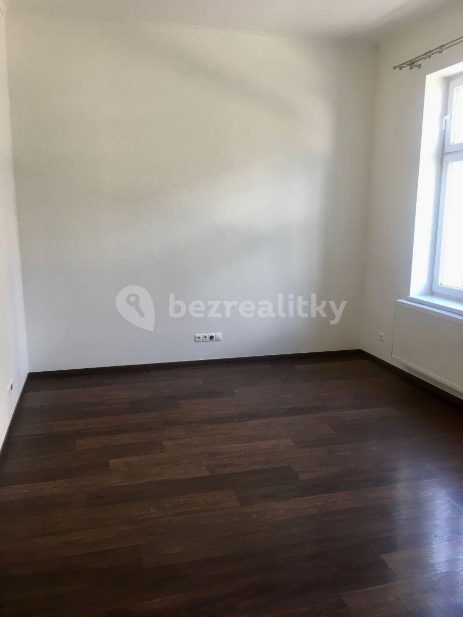 Studio flat to rent, 35 m², Zenklova, Prague, Prague