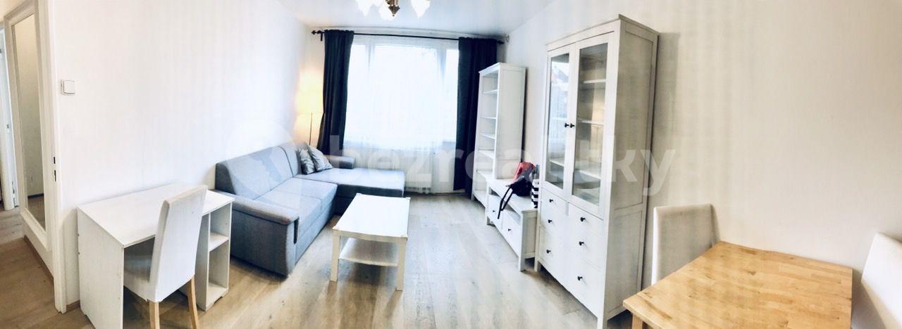 1 bedroom with open-plan kitchen flat to rent, 42 m², Křenická, Prague, Prague