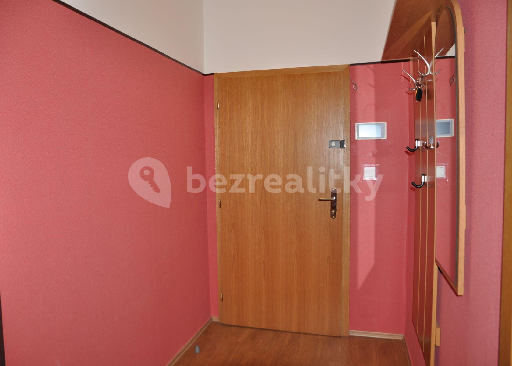 1 bedroom with open-plan kitchen flat to rent, 74 m², Betlémské náměstí, Prague, Prague