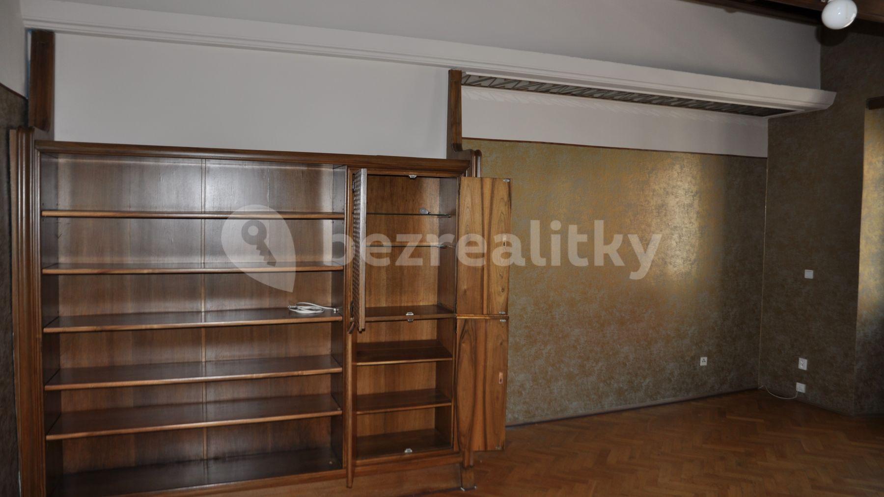 1 bedroom with open-plan kitchen flat to rent, 74 m², Betlémské náměstí, Prague, Prague